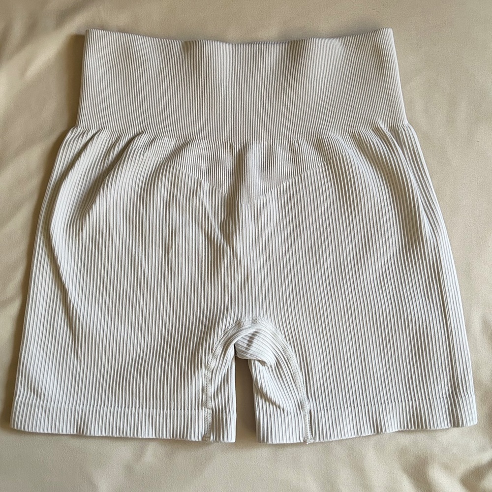 biker shorts